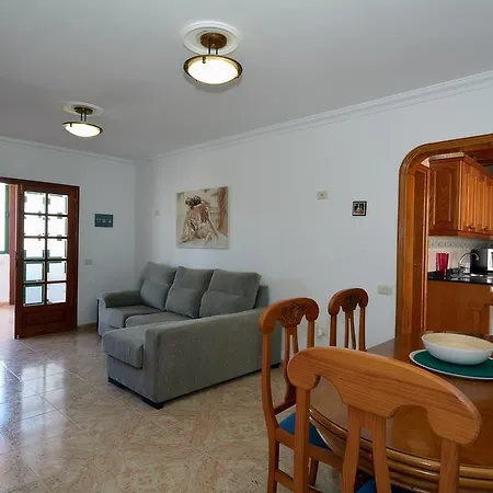 Vulkane Puerto Del Carmen Пуэрто дель Кармен